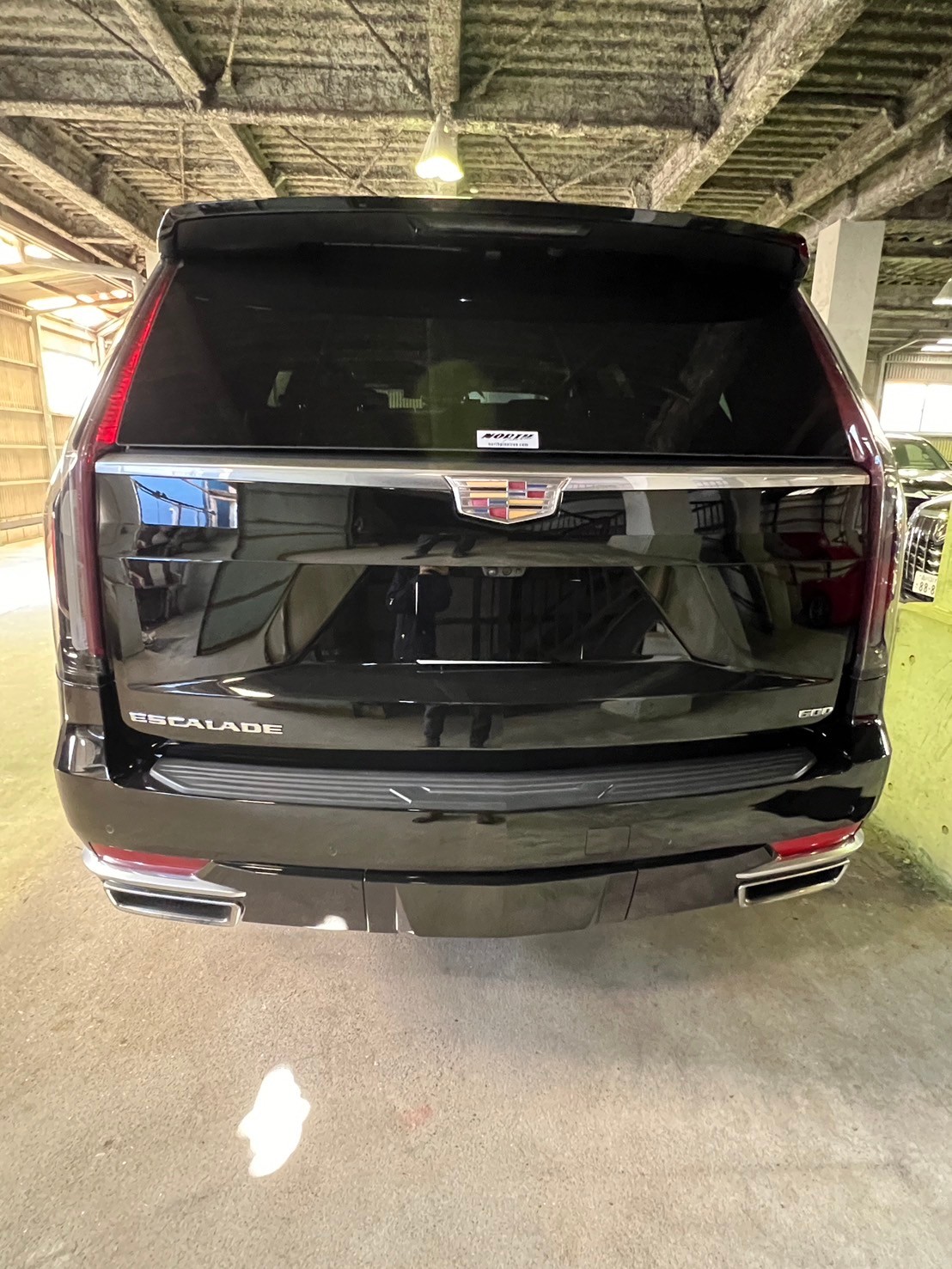 キャデラック　エスカレード車両画像