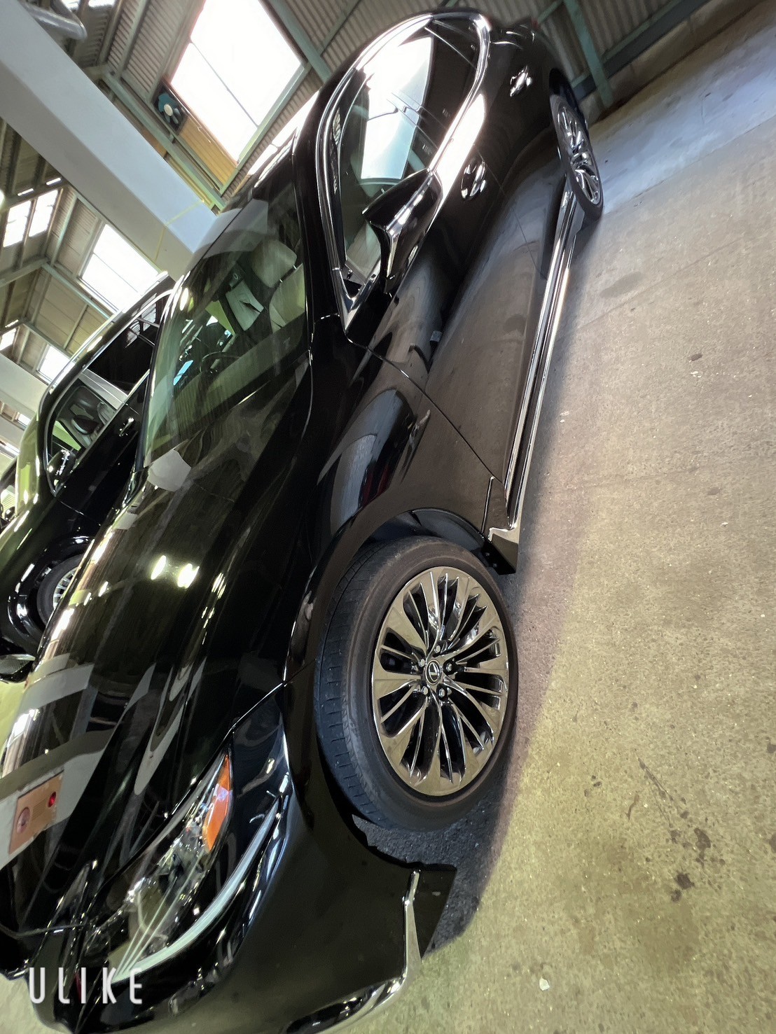 レクサス　LS500h車両画像