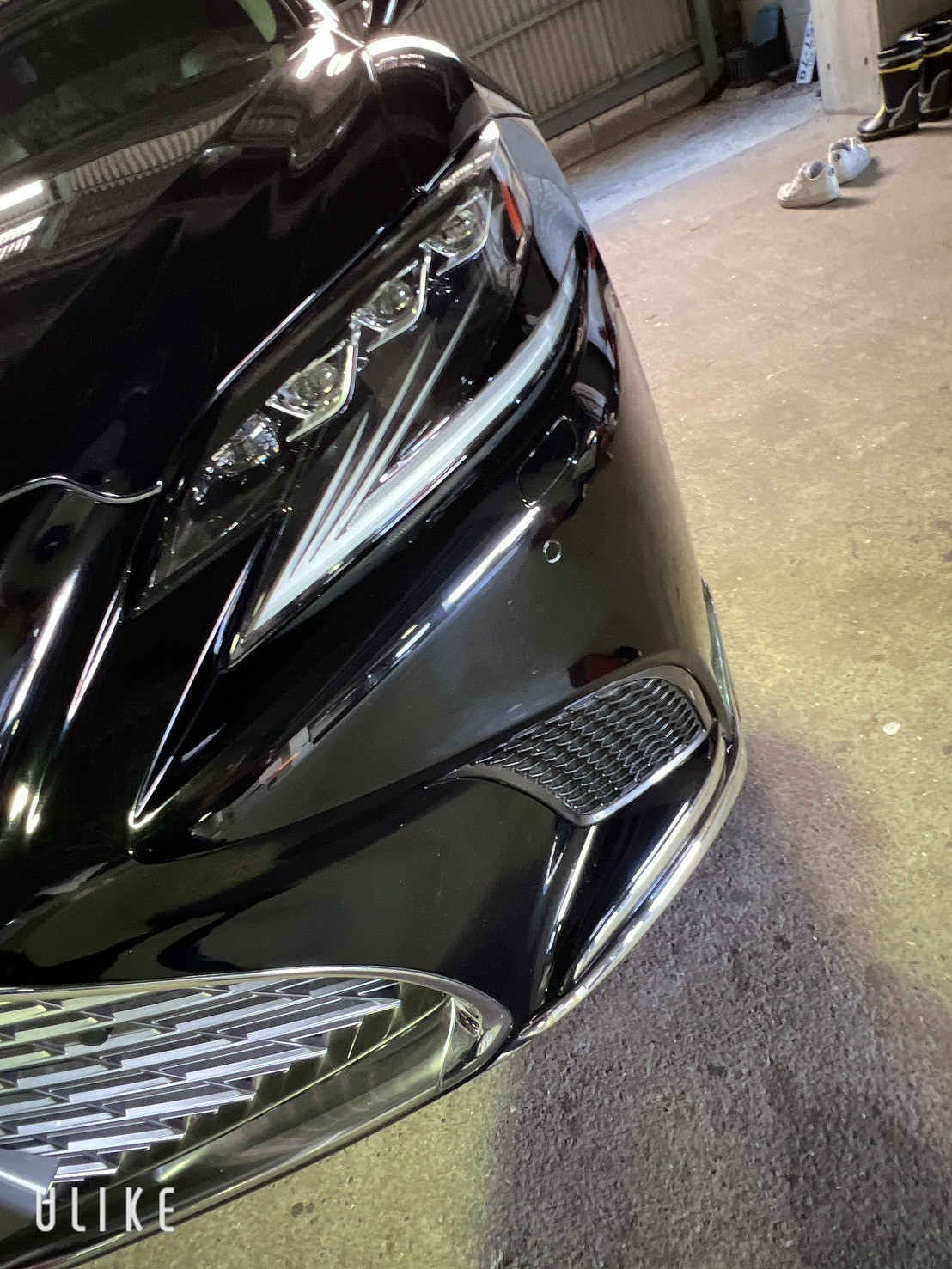 レクサス　LS500h車両画像