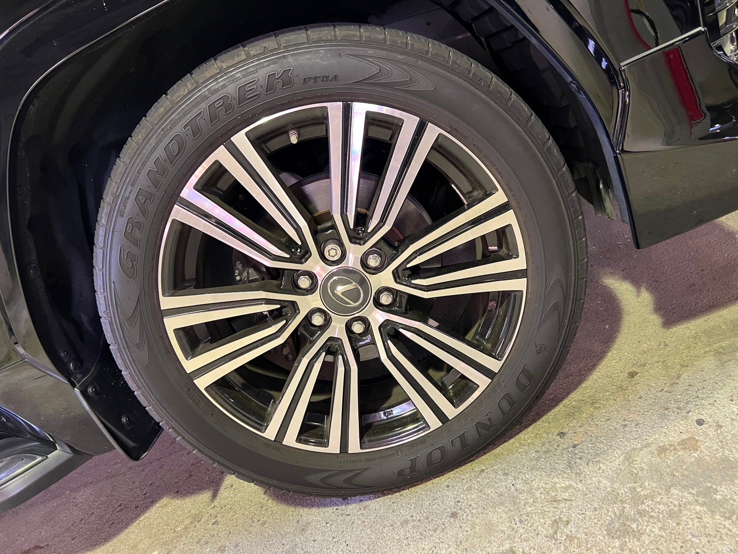 【SOLDOUT】レクサス ＬＸ車両画像