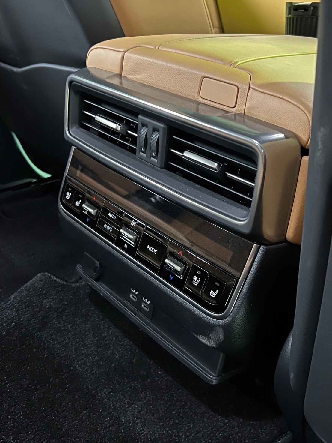 【SOLDOUT】レクサス ＬＸ車両画像