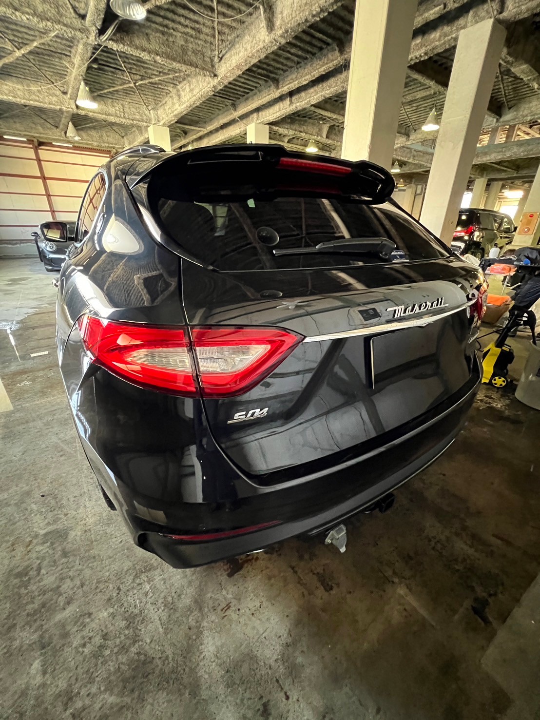 【SOLDOUT】マセラティ　レヴァンテ車両画像