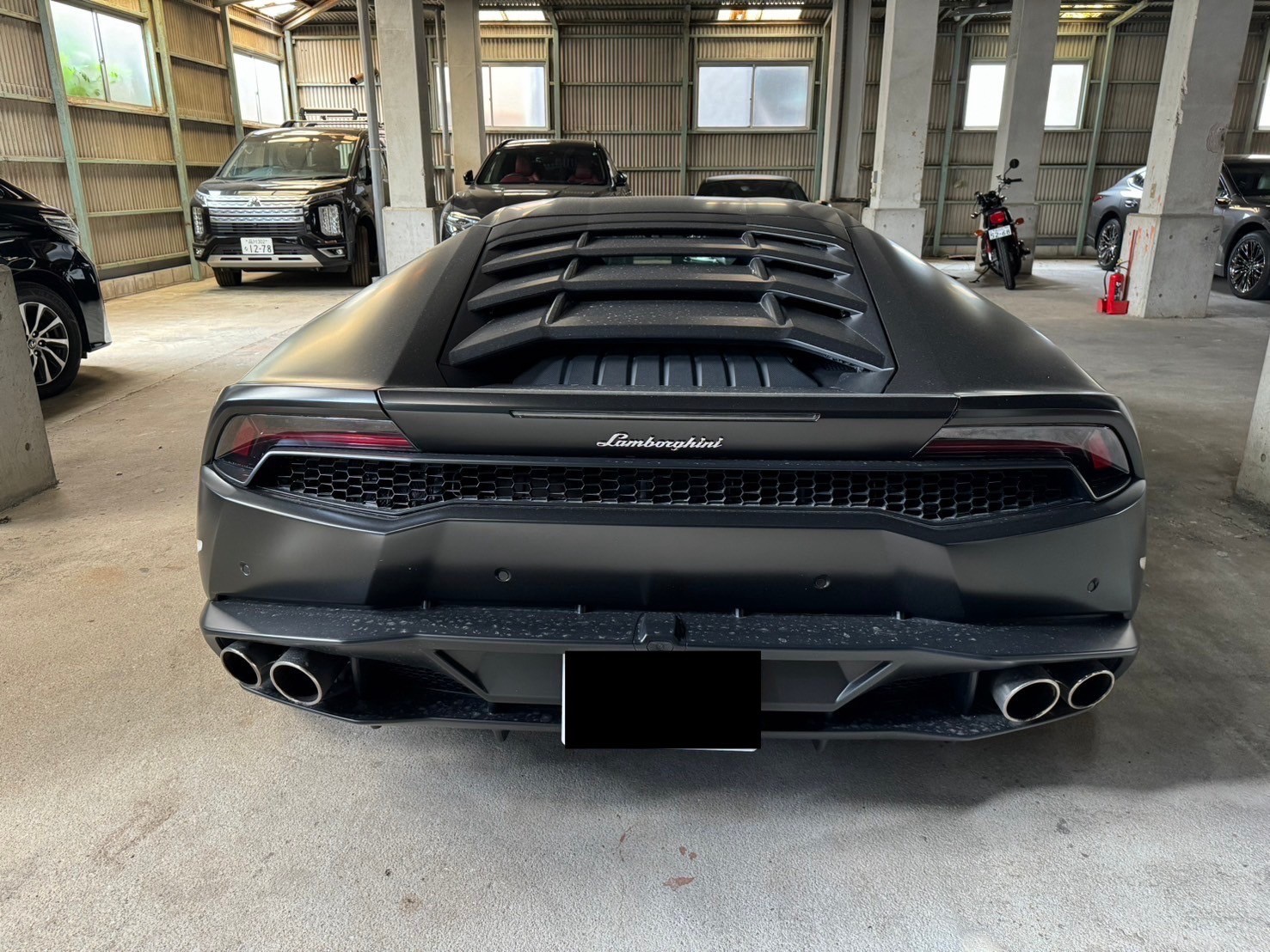 【SOLDOUT】ランボルギーニ　ウラカン車両画像