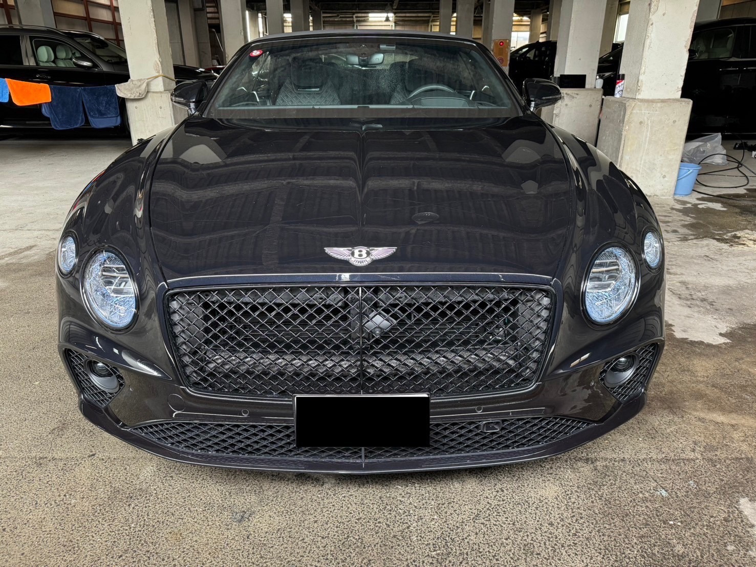 【SOLDOUT】ベントレーメイン画像